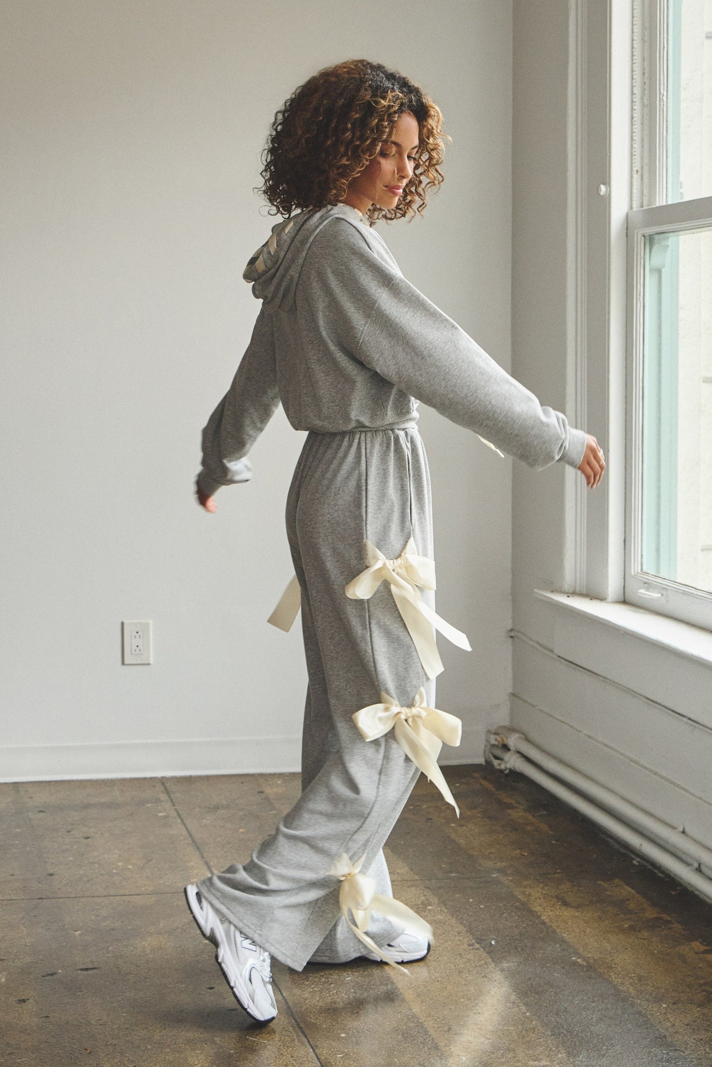 Ivey Bow Sweatpants