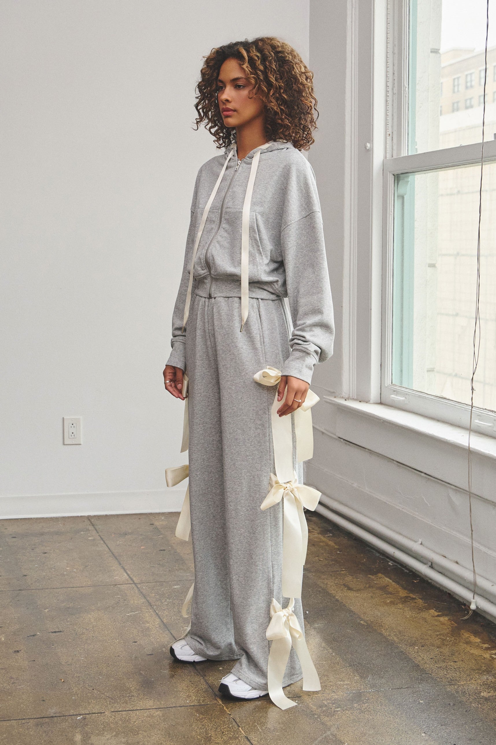 Ivey Bow Sweatpants