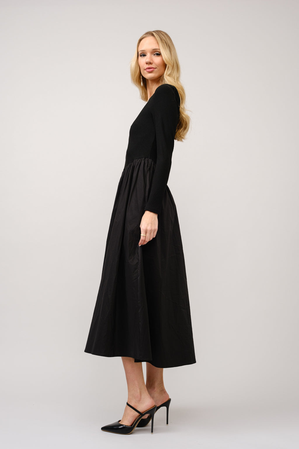 Mannon Dress